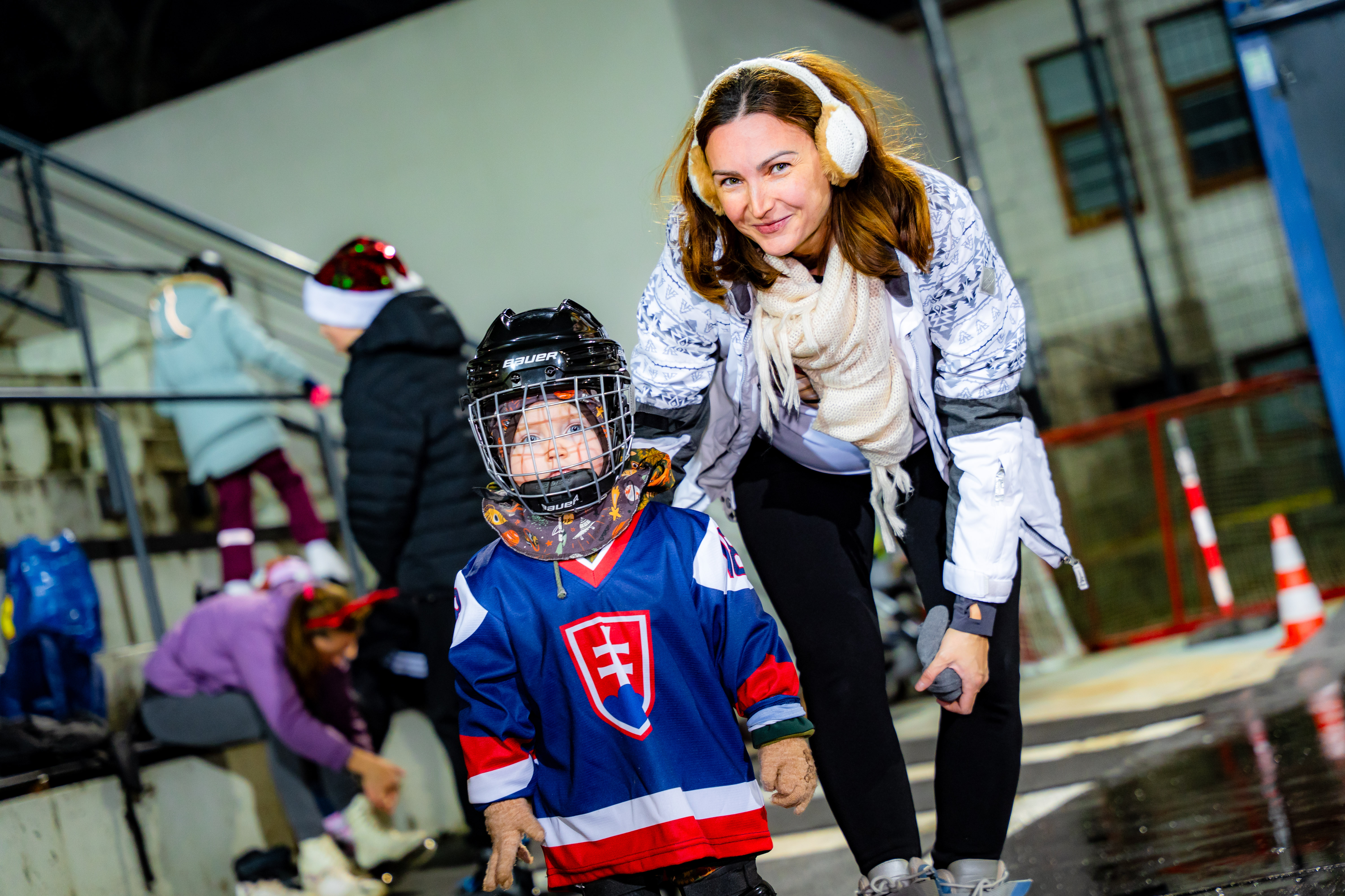 Otvorenie ladovej plochy v Mestskom parku-16
